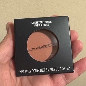 MAC Cosmetics Sheertone Blush - GINGERLY Brand New Never Used.